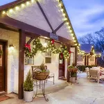 Riverview Inn