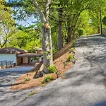 Charming Chattanooga Home With Downtown Views!