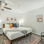 03 The Knoll Room - A Pmi Scenic City Vacation Rental