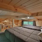 Ernie Cabin Wauhatchie Woodlands Tiny Cabin