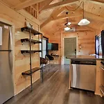 Eliza Cabin Nature Nested Tiny Cabin W Hot Tub