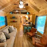 Nana Cabin Tiny Log Home Comfort In Rustic Bliss