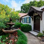 Historic Riverview Inn Eight