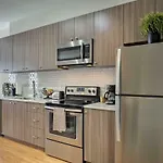 Cityscape 1 - Sleeps 7