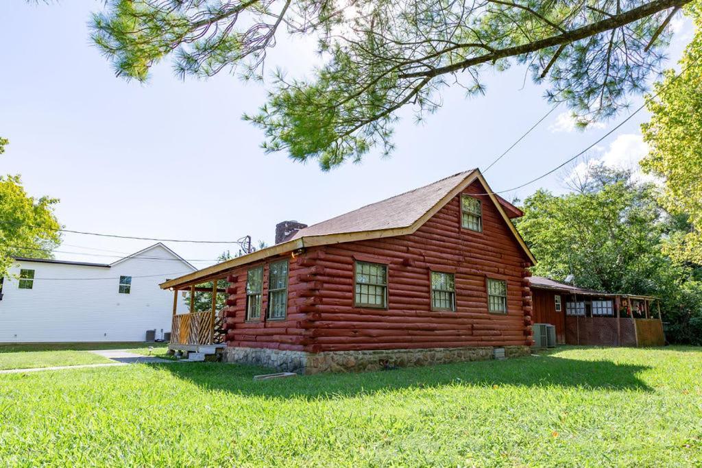 Authentic Log Cabin Mins From Chatts Best Sites