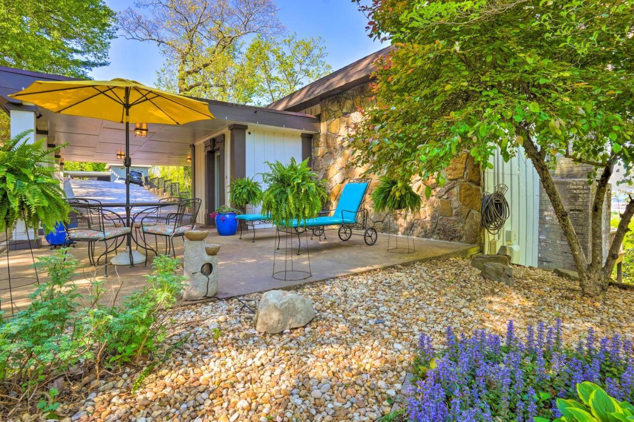Holiday home Charming With Downtown Views! *