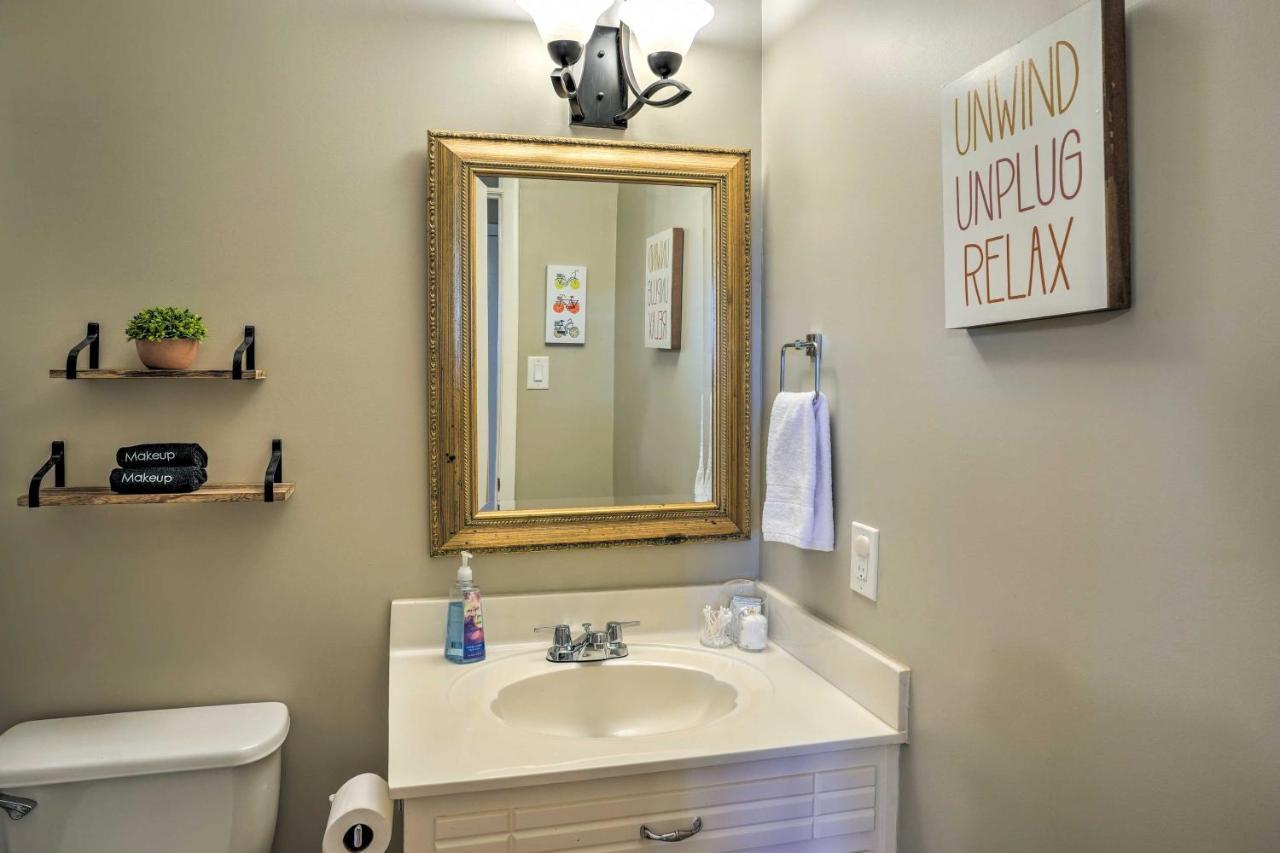 Charming With Downtown Views! Holiday home