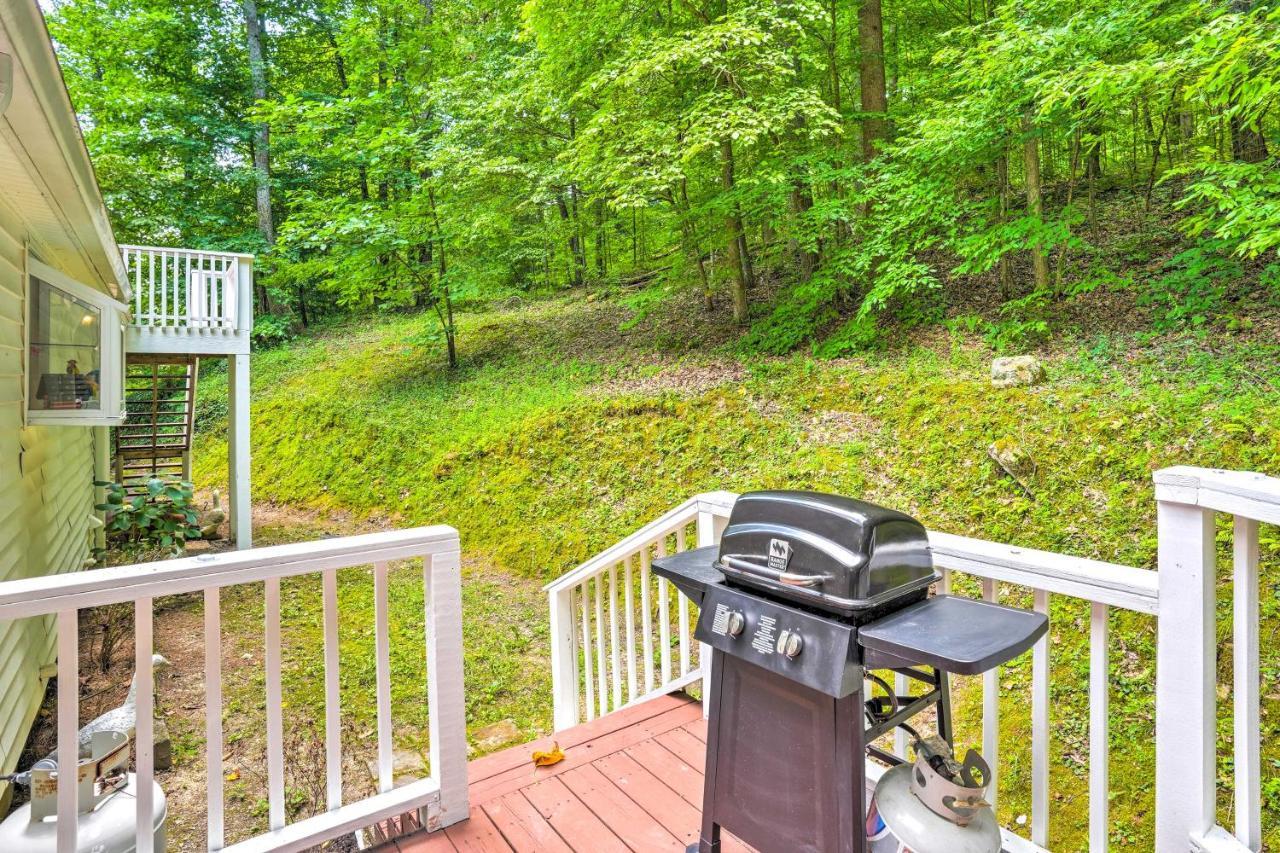 Secluded Getaway With Deck And Yard! Chattanooga
