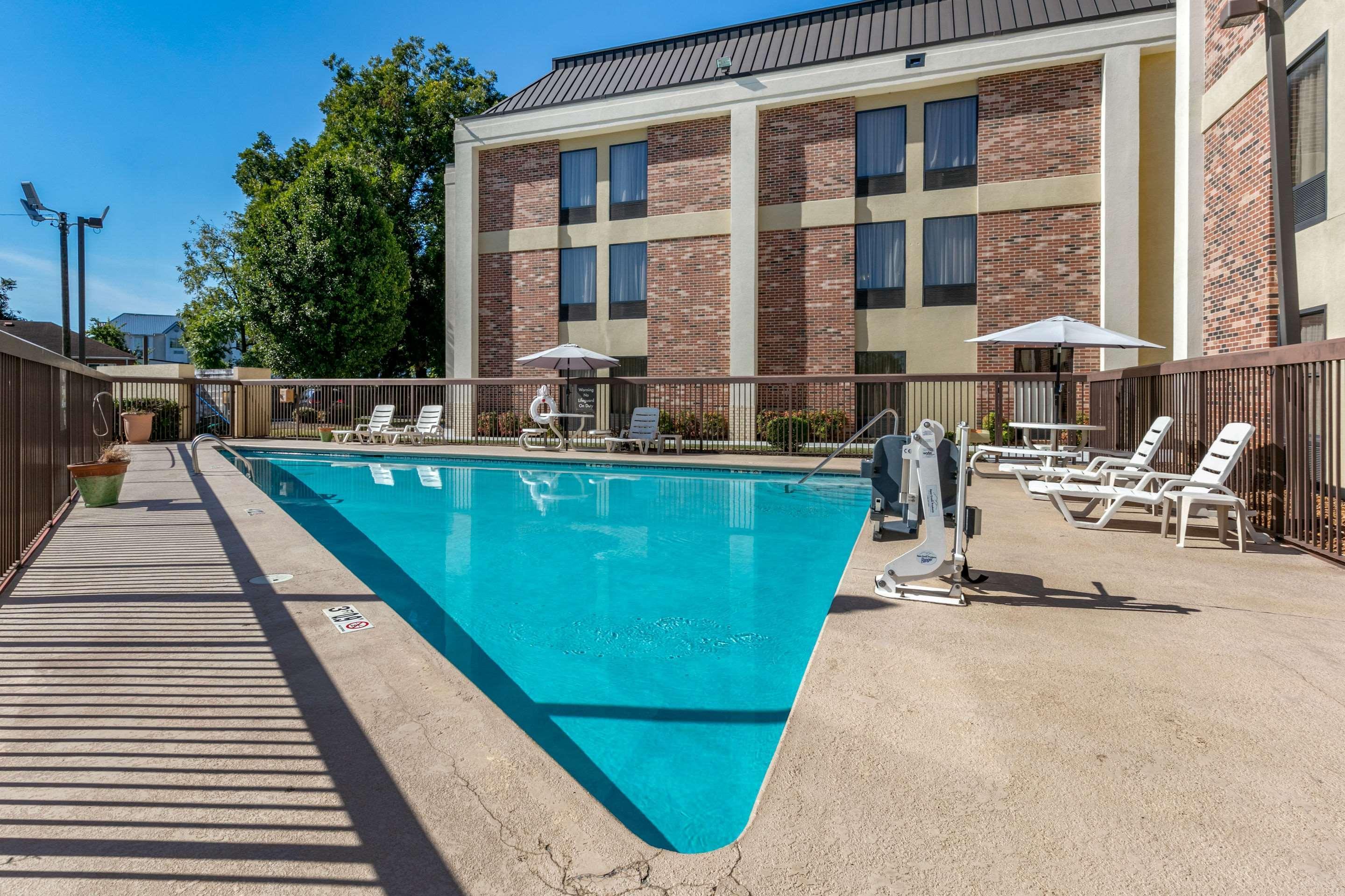 Comfort Downtown Inn 3*