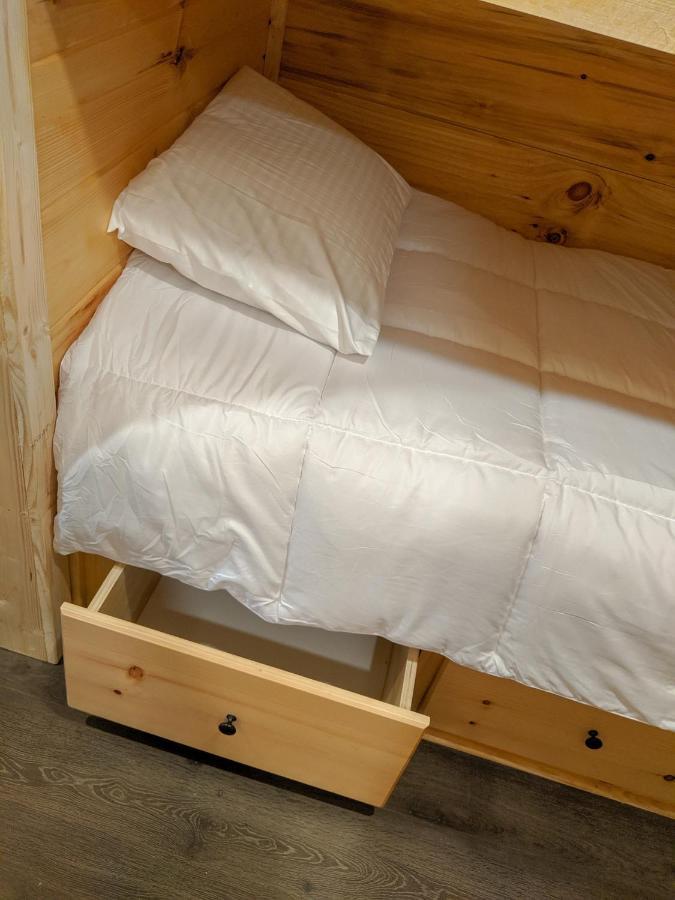 Eliza Cabin Nature Nested Tiny Cabin W Hot Tub Holiday home *
