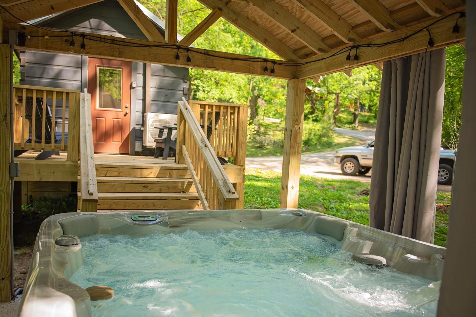 Holiday home Meg Tiny Rustic Comfort On Lookout Mtn