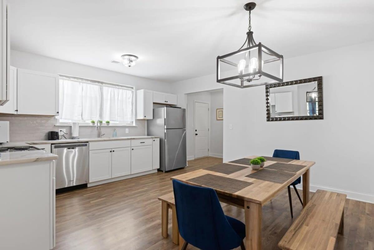 Crafty On Hoyt- Renovated Craftsman 15 Mins From Downtown Holiday home Chattanooga