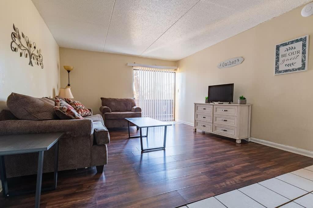 2-bed, 2-bath Living Experience