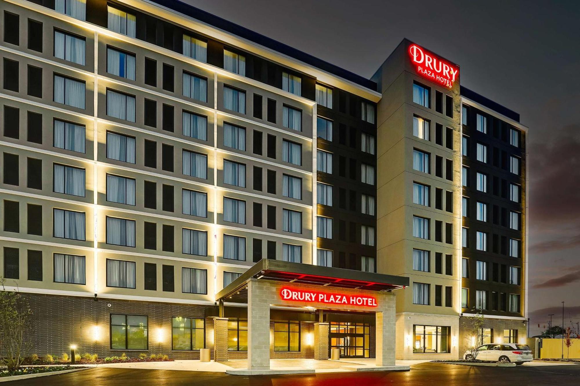 Drury Plaza Hamilton Place 3*