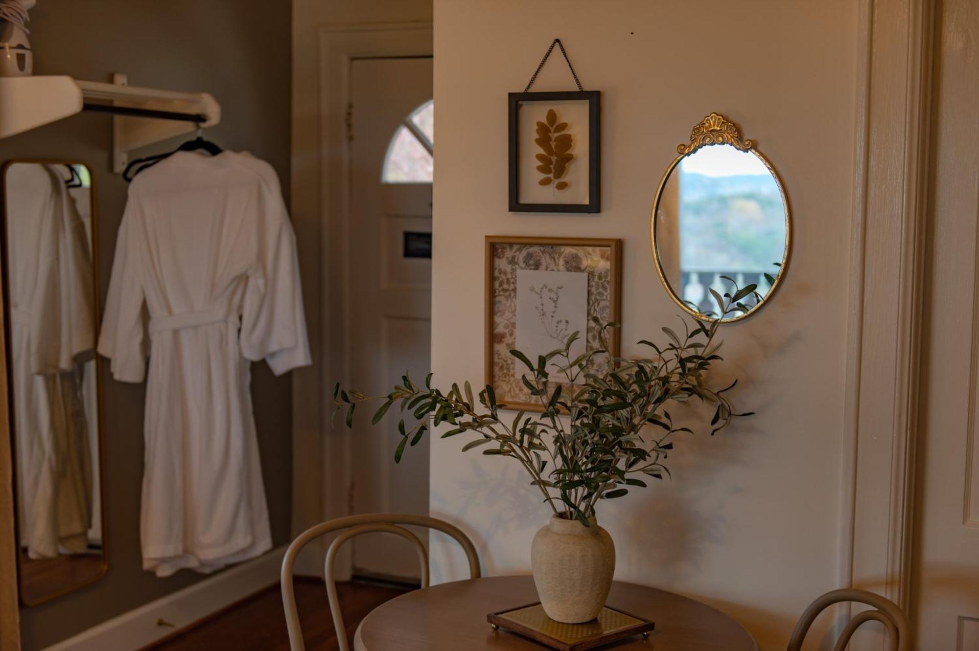 Inn Historic Riverview Eight
