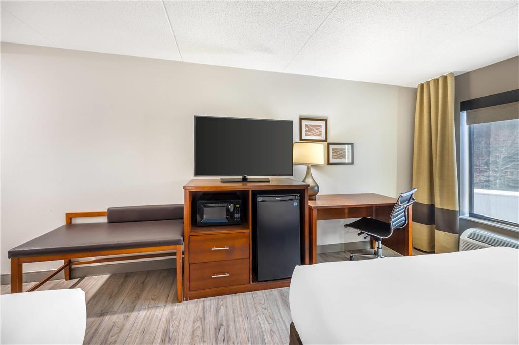 Comfort & West - Lookout Mountain Hotel