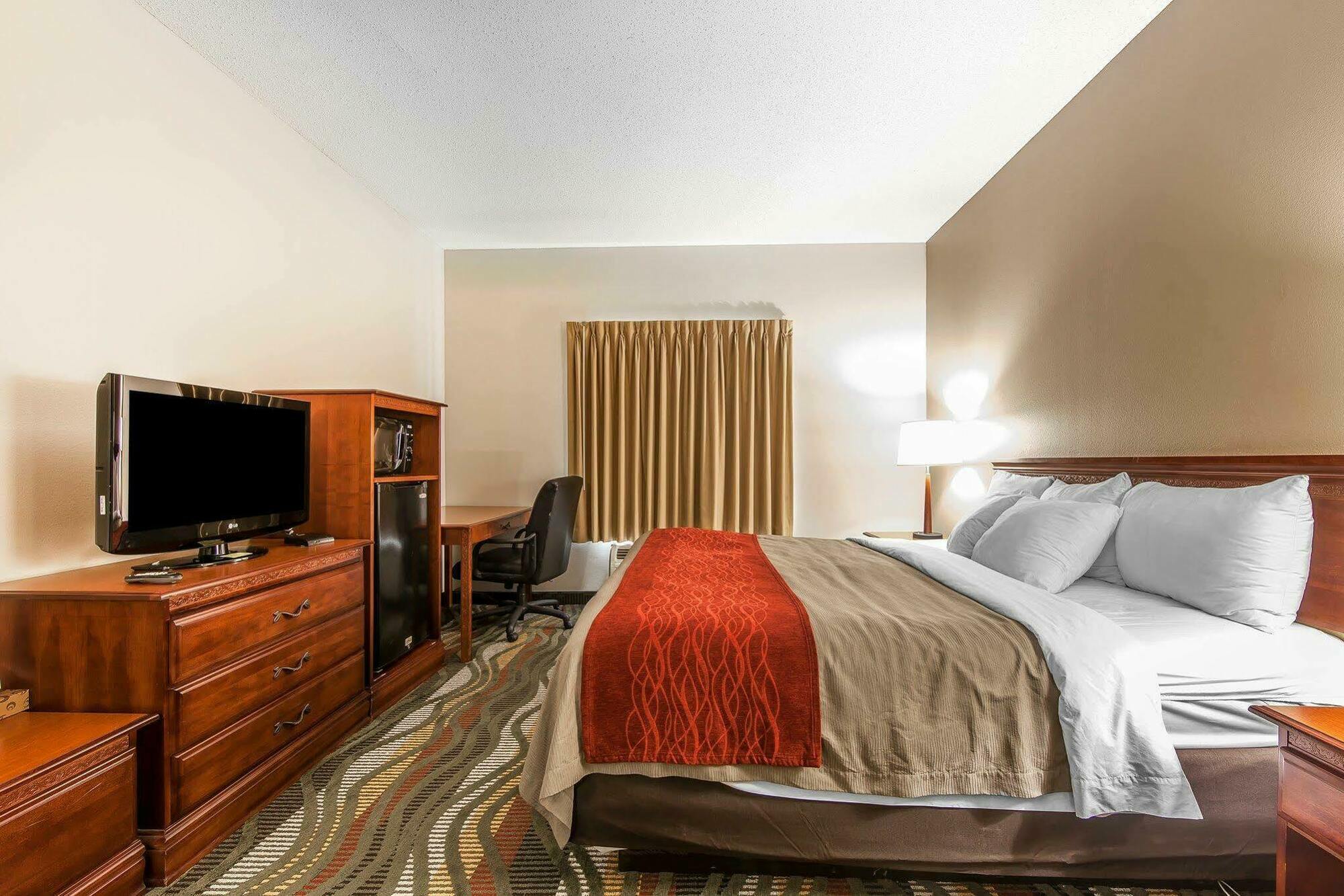 Comfort Downtown Inn 3*