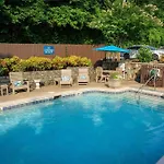 Historic Riverview Inn Five