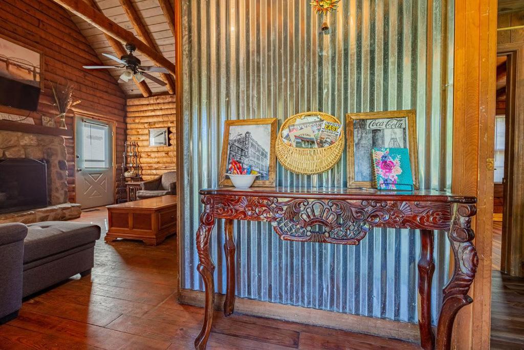 Authentic Log Cabin Mins From Chatts Best Sites