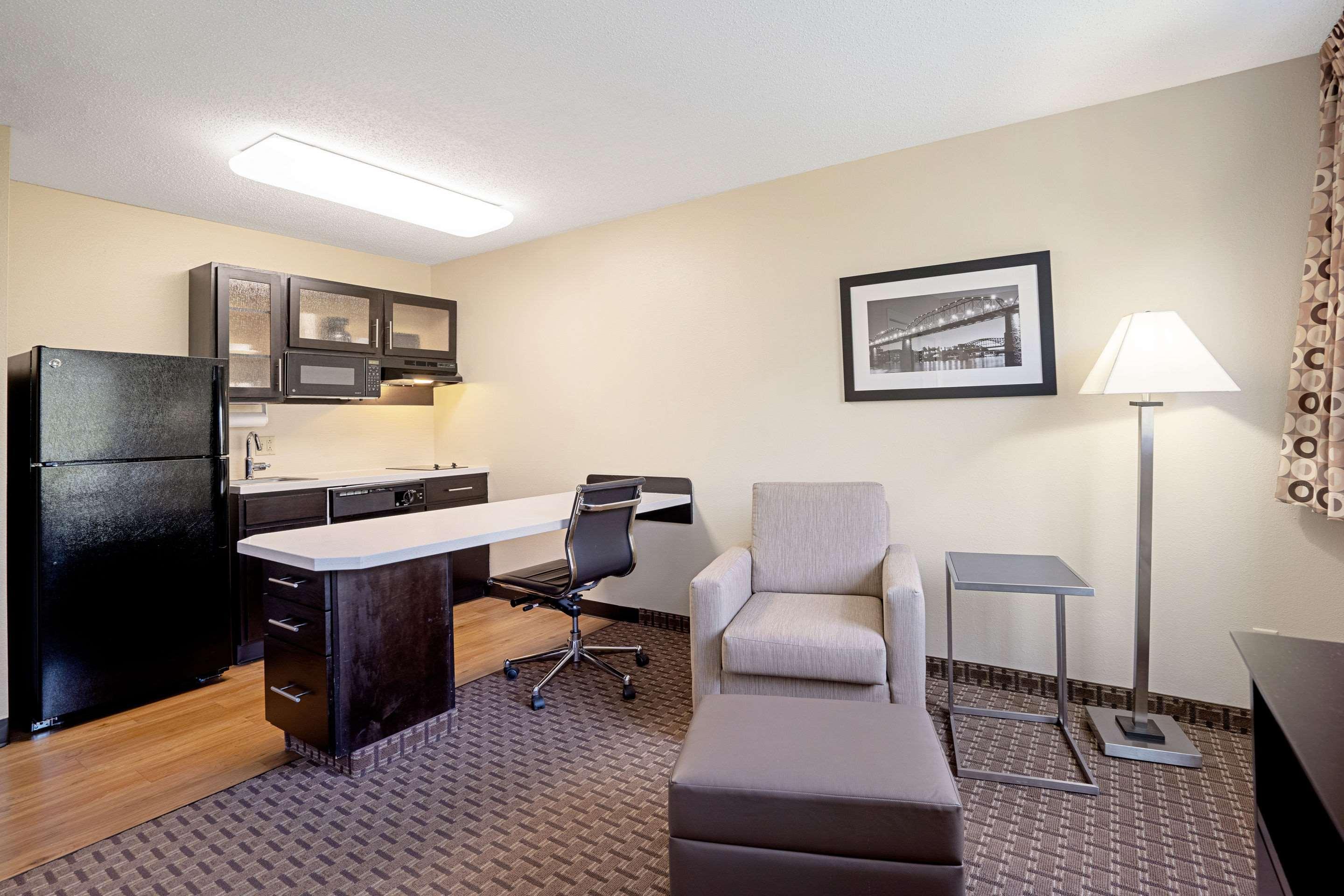 Mainstay Hamilton Place
