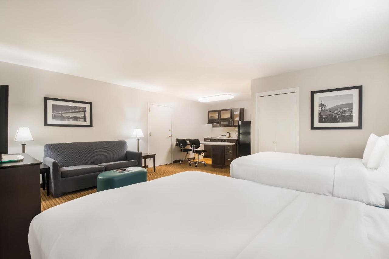 Hotel Mainstay Hamilton Place 3*
