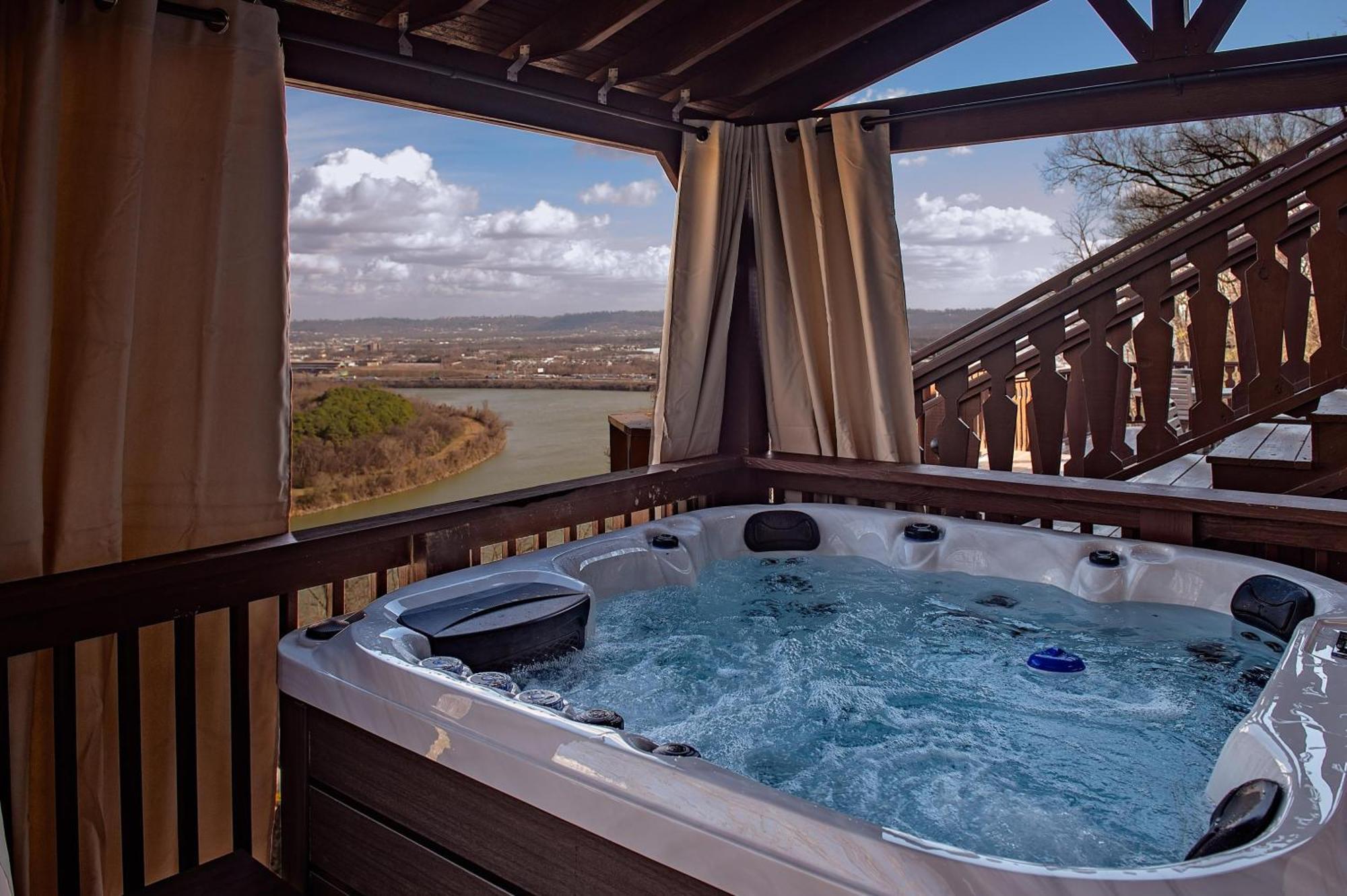 Inn Historic Riverview Five